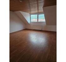 zentrale geräumige 3 Zimmer Wohnung mit Fahrstuhl - Bad Frankenhausen/Kyffhäuser