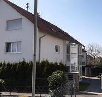 Exkl. 4 Zimmer im 1.OG + Holzofen + Garten + Garage +++ ab 01.07. - Burgstetten