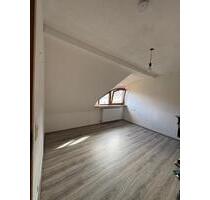 WG Zimmer zu vermieten - 400,00 EUR Kaltmiete, in Villingen-Schwenningen (PLZ: 78056)