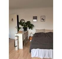 Wohnung (Ein-Zimmer) - 850,00&nbsp;EUR Kaltmiete, ca.&nbsp; 30,00&nbsp;m&sup2; in Stuttgart (PLZ: 70176) Stuttgart-West