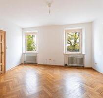Charmante 4-Zimmer-Wohnung in Innenstadtlage - WG geeignet! - Straubing