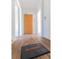 Hereinspaziert - moderne 2-Raum Wohnung mit Balkon - Schönebeck (Elbe)