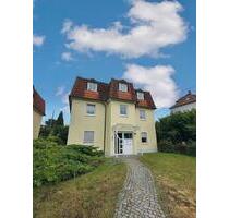 2 12 Zimmer mit 78m² mitten in Moritzburg mit Terasse und Ausblick