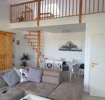 Maisonette mit Galerie – 3 Zimmer & Traumblick auf Siegen