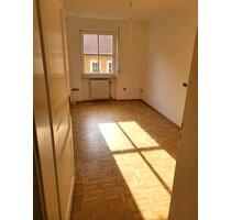 3 Zimmer Wohnung mit EBK + Terrasse Marktplatz WKH - Weikersheim