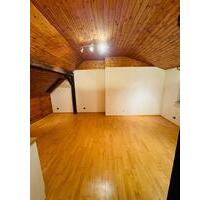 1 Zimmer Wohnung - 550,00 EUR Kaltmiete, ca.  35,00 m² in Wettenberg (PLZ: 35435)