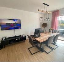 Moderne 4 Zimmer Wohnung mit Balkon, 2 Parkplätzen zu vermieten - Allendorf (Eder)
