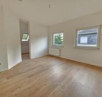 Tolle 3-Zimmer Wohnung komplett renoviert - Chemnitz Ebersdorf