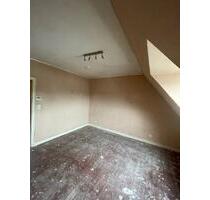 zusammengelegte 3-Zimmer Dachgeschosswohnung in Velbert Neviges