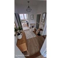 ZENTRAL & MITTENDRIN | 2,5 Zimmer | Balkon | Duschbad | ab sofort! - Bremen