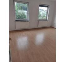 Zum Sebaldsbrücker Bahnhof: gemütliche 3-Zimmer-Whg im EG mit Garage - Bremen Hemelingen