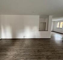 Helle 2-Zimmer Wohnung im Zentrum von Heideck zu vermieten
