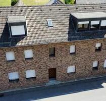 Zülpich Wichterich - Renovierte zwei Zimmer KDB Wohnung