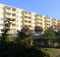 3 Zimmer mit Balkon, Fahrstuhl, Dusche, zentrumsnah - Dessau-Roßlau