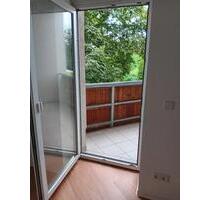 3-Zimmer in saniertem Altbau mit Balkon - für WG oder Familie - Leipzig Nordwest