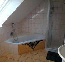 4 zimmer DG-WOHNUNG - 950,00 EUR Kaltmiete, in Wieseth (PLZ: 91632)
