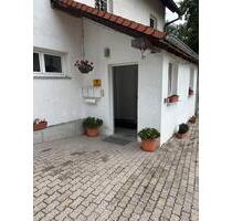 3 Zimmer Wohnung 80 qm ,Stellplatz mit Wallbox möglich - Leutershausen