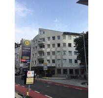 Zentrale 3,5-Zimmer WG-Wohnung mit Einbauküche - Hannover