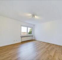 Modernisierte 2 - Zimmer Wohnung mit EBK und Fernblick in Mainaschaff