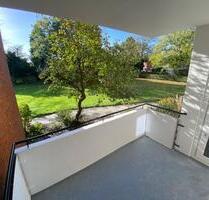 Senioren Wohnung 3-Zimmer mit Balkon in Grolland, kernsaniert - Bremen Huchting