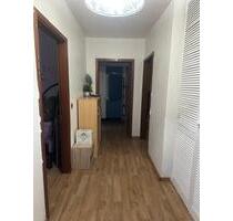 2 Zimmer Wohnung mit 2 Balkon, Einbauküche und Keller - Ludwigshafen am Rhein