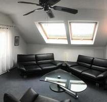 2,5 Zimmer DG-Wohnung in Kusterdingen – voll möbliert, hochwertig