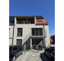 Hochwertige zwei Zimmer Wohnung mit Balkon - Vohburg an der Donau