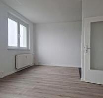 Kleine Wohnung, große Möglichkeiten – 3 Zimmer für Ihre Ideen ! 