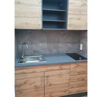 2 Zimmer Wohnung mit Küche - 240,00 EUR Kaltmiete, in Falkenstein/Vogtland (PLZ: 08223)