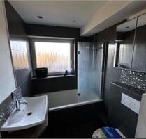 renovierte 2 Zimmer Wohnung mit Balkon WG geeignet - Köln Kalk