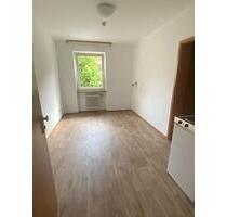 1 Zimmer Wohnung mit Bad und kleine Küche (möbliert) - Nürnberg Gärten bei Wöhrd