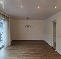 Zentral aber ruhig: 4-Zimmer im I. OG mit eigenem Garten *Carport - Königswinter