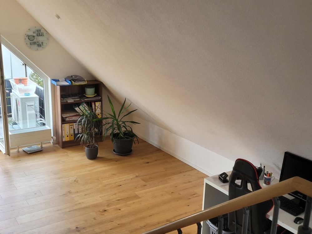 tolles Zimmer in interessanter Riesen- Maisonetten 3er WG - Neckarsulm