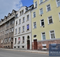 große 2-Raum Dachgeschosswohnung mit XL-Wohnzimmer, großer Küche und Ankleidezimmer am Schlafzimmer - Hohenstein-Ernstthal