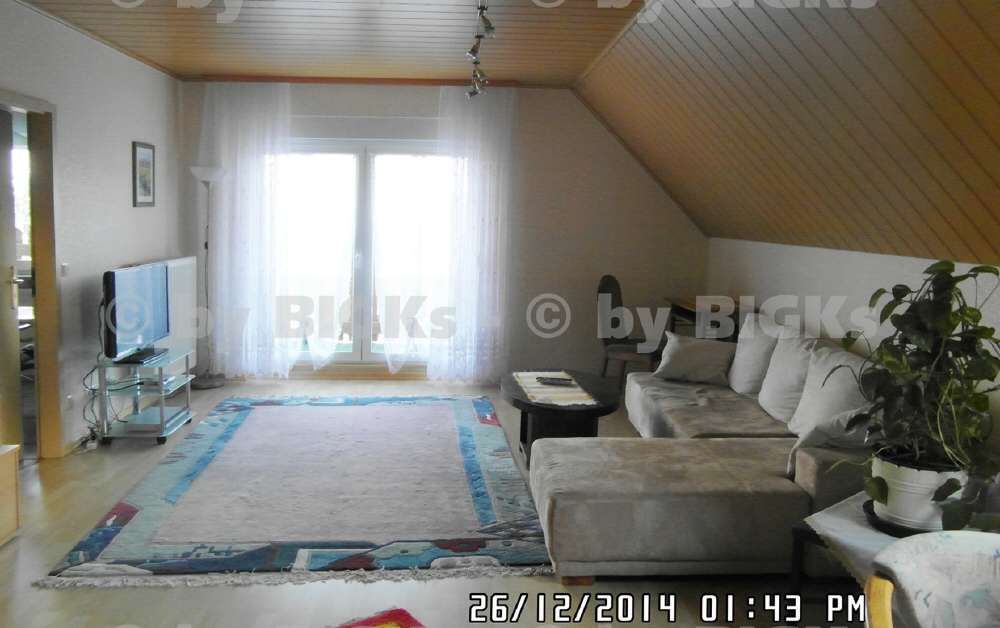 Hohenthurm: Möblierte 2-Zimmer Wohnung mit großem Balkon (-;)