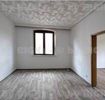 BIGKs - Zella-Mehlis: 4 Zimmer Wohnung ,separate Küche, Wannen u. Duschbad, Garten (-;)