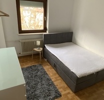 Modern möbliertes Zimmer | 2 Minuten zur UBahn - Stuttgart