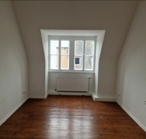 Zimmer in einer 5 Zimmer WG, neu renoviert, zentral in Nürnberg zu vermieten