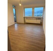 Großes WG-Zimmer mit Balkon – Erstbezug nach Renovierung – Nähe Hochschule Coburg