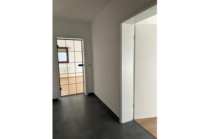 Helle 2-Zimmer Wohnung mit Balkon in Idar-ObersteinGöttschied