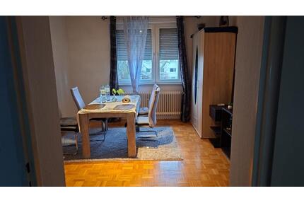 Vollmöbilierte 3 Zimmer Wohnung in F-Höchst - Frankfurt am Main Rödelheim