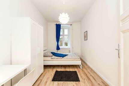WG-Zimmer in Berlin 700,00 € 12 m²