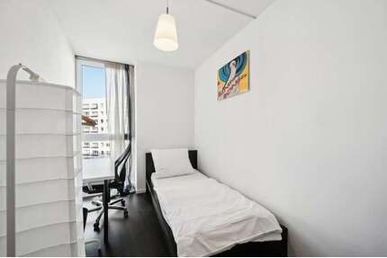 WG-Zimmer in Berlin 625,00 € 10 m²