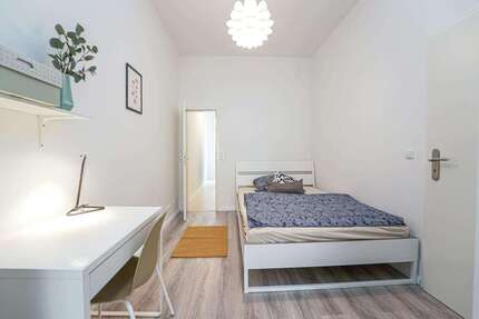 WG-Zimmer in Potsdam 680,00 € 19 m²