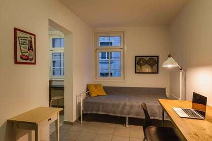 Wohnen auf Zeit in Stuttgart 890,00 €