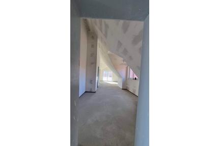 Wedemark - Erstbezug - helle hohe 2-Zimmer DG-Wohnung mit Balkon