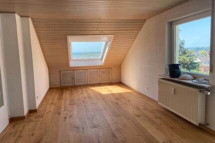 Schöne 2 Zimmer DG-Wohnung in Markdorf mit Dachterrasse