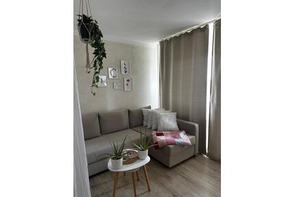 1-Zimmer Wohnung, Küche, Bad, Balkon - Lübeck Sankt Lorenz Nord