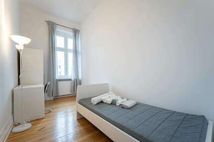 WG-Zimmer in Berlin 599,00 € 9 m²