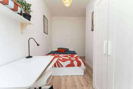 WG-Zimmer in Berlin 640,00 € 11 m²